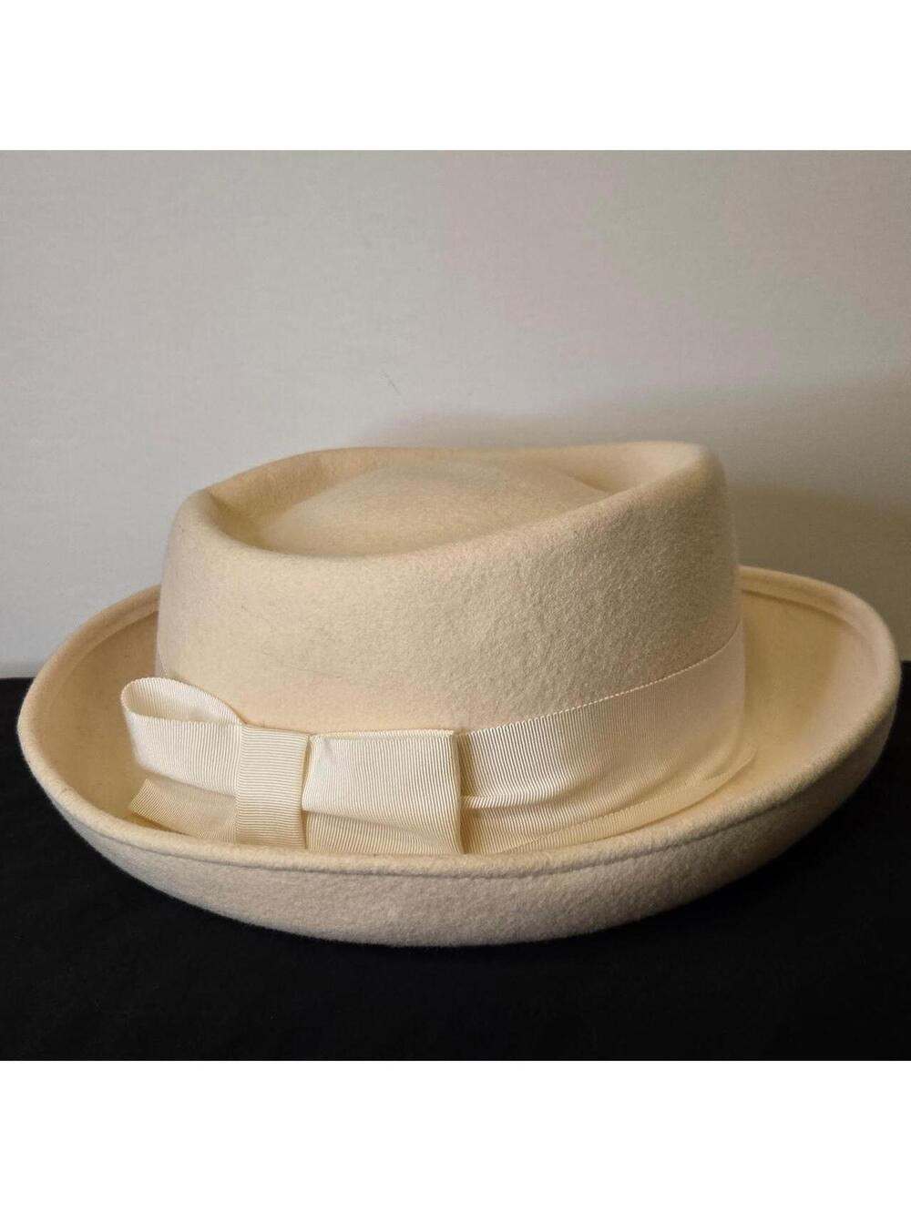 Women's Cream and Tan Hat